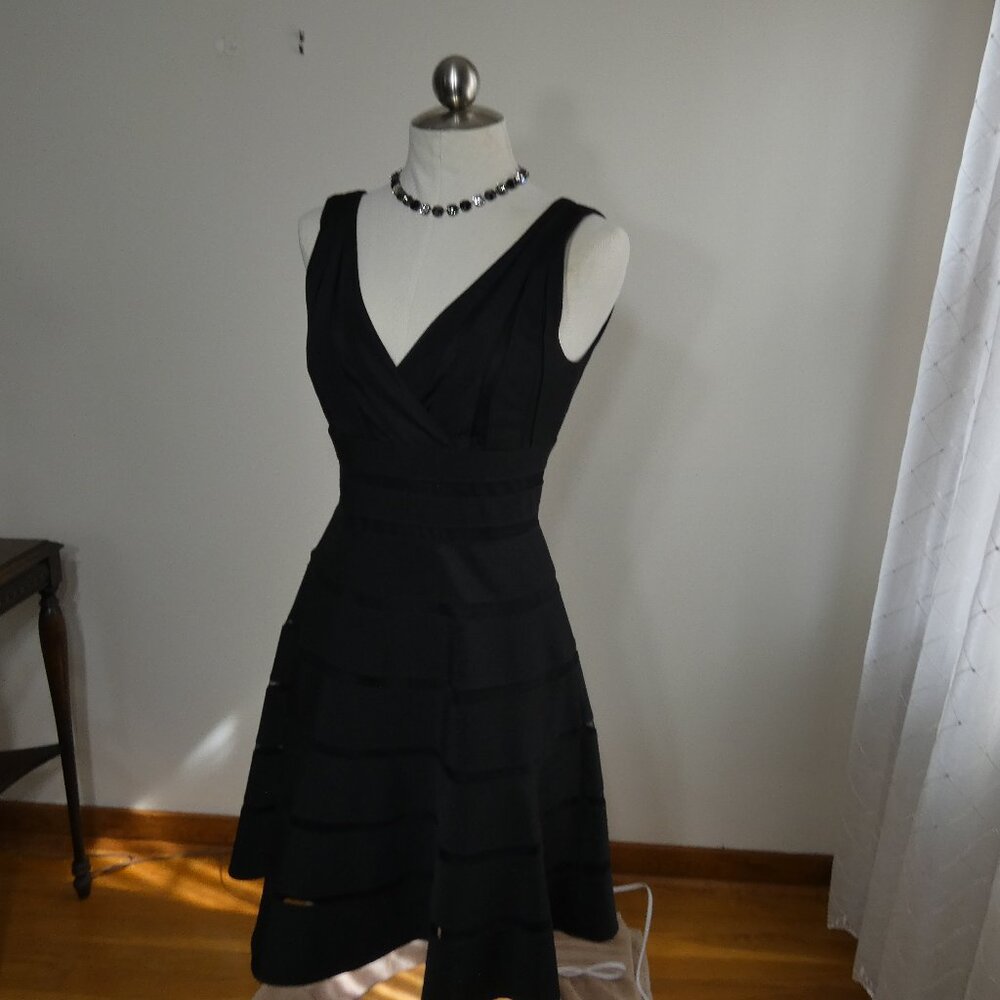 Black Dress  Whitehouse Black Market Size 6